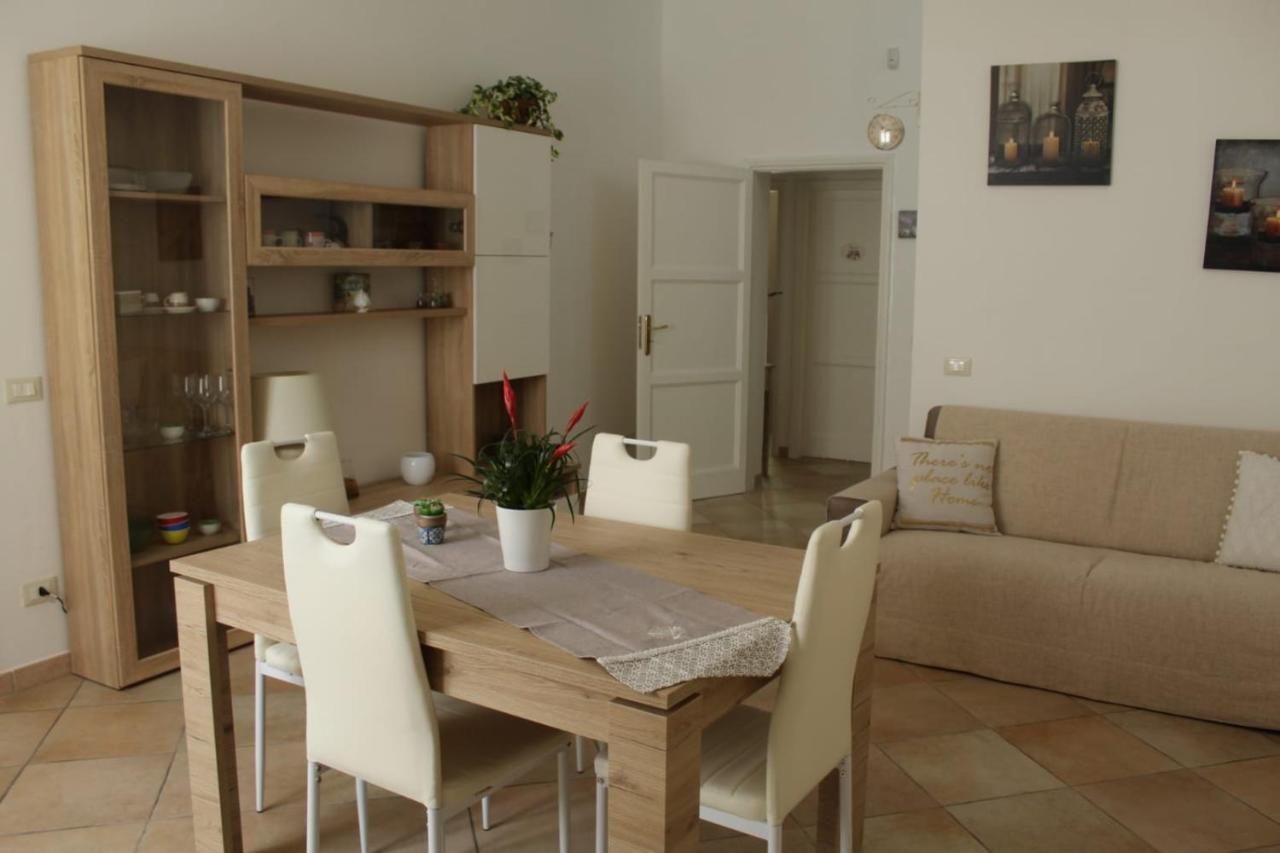Ohana: Casa Nel Centro Di Lecce Buitenkant foto