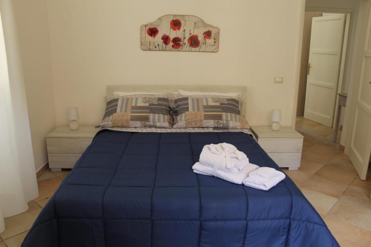 Ohana: Casa Nel Centro Di Lecce Buitenkant foto